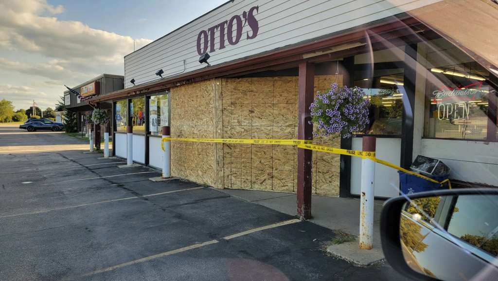 Otto's Wine & Spirits of Cedarburg